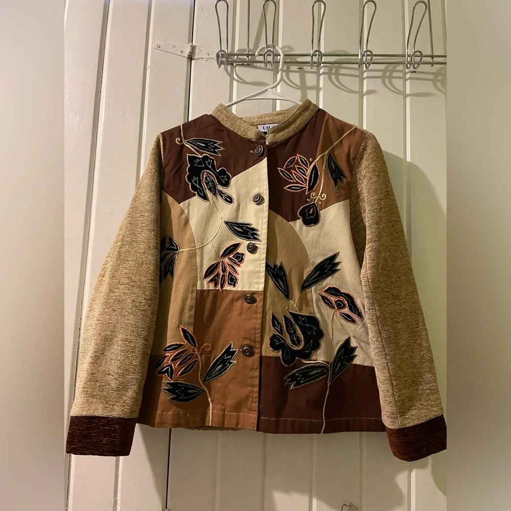 BFA Classics chenille and tweed y2k button up jacket-size 8 EUC
